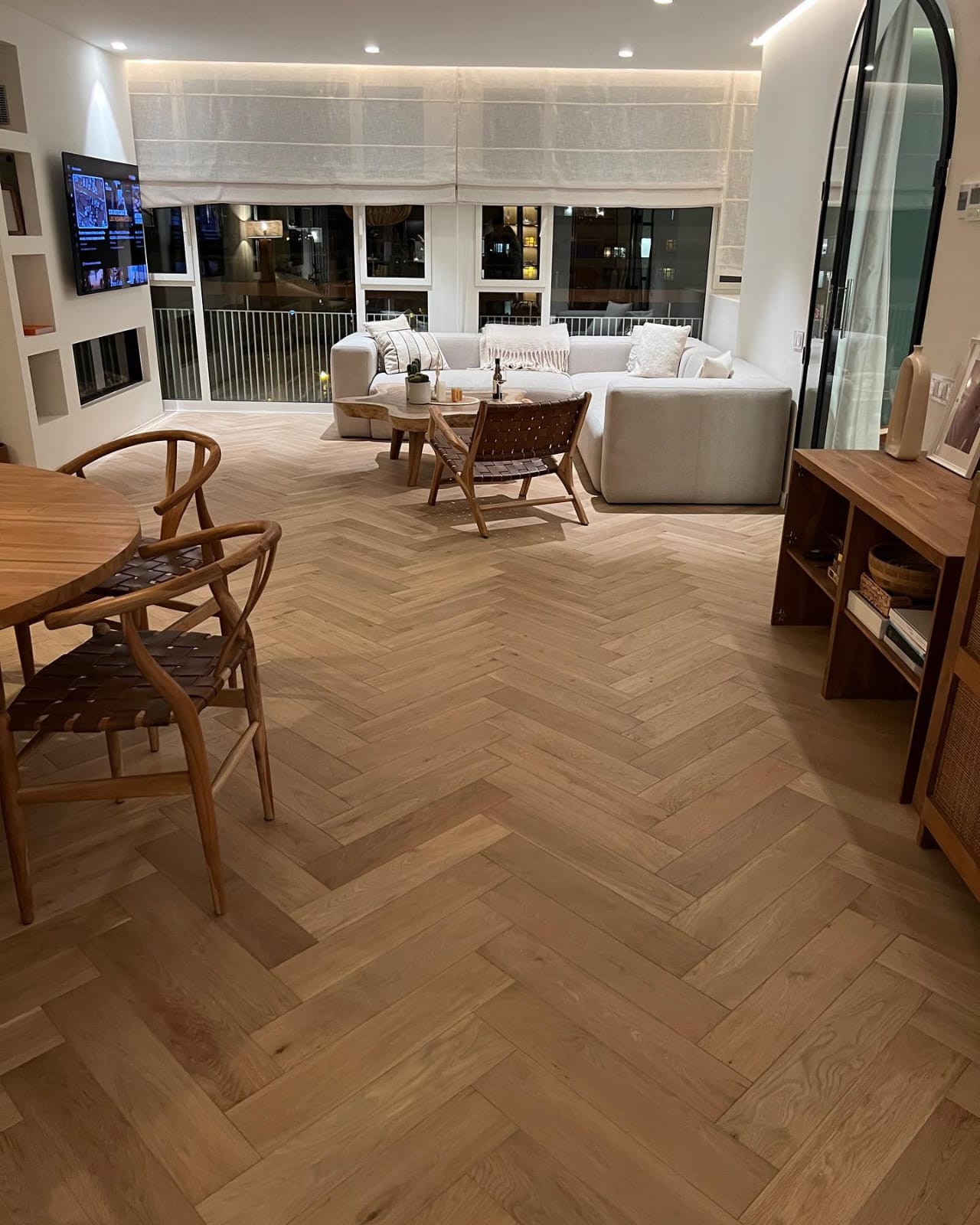 Suelos modernos de Finfloor y Egger para tu hogar.